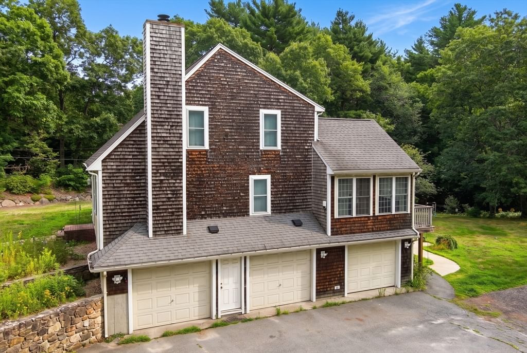 42 Clear Pond Road, Lakeville, MA, 42 Clear Pond Road, Lakeville, MA Photo #3