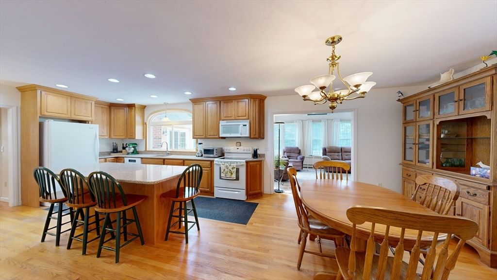 42 Clear Pond Road, Lakeville, MA, 42 Clear Pond Road, Lakeville, MA Photo #9