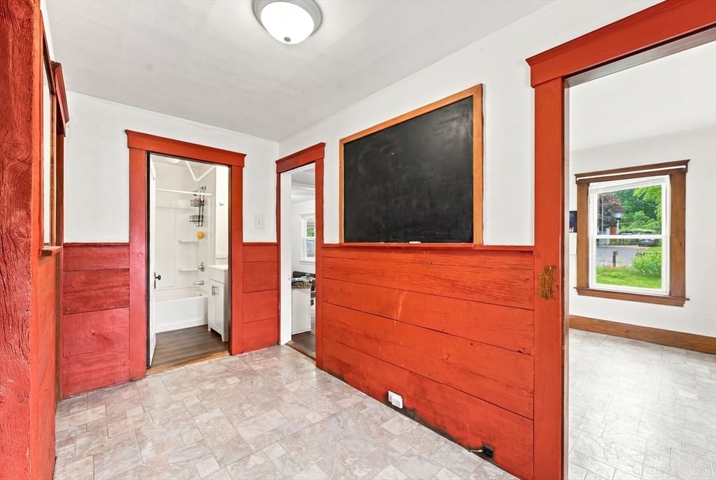 270 N Brookfield Road, Barre, MA Photo #12