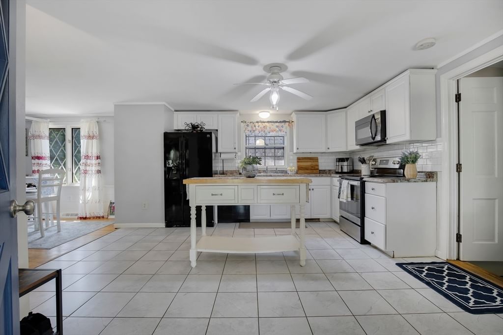 11 Gateway St #1, Yarmouth, MA, 11 Gateway St #1, Yarmouth, MA Photo #6
