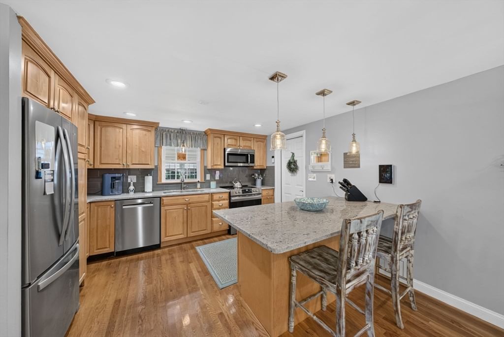 81 Juniper Dr, Norwood, MA, 81 Juniper Dr, Norwood, MA Photo #7