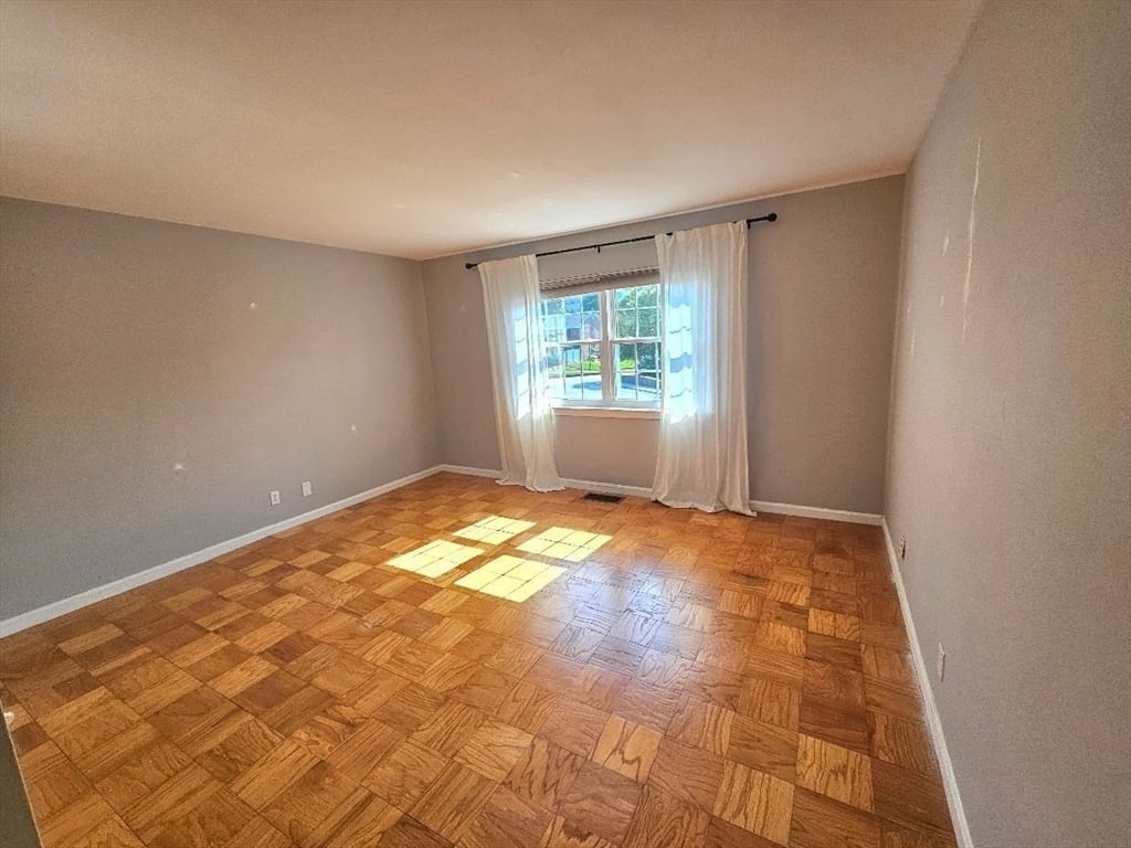 2003 Windsor Drive #2003, Framingham, MA Photo #14