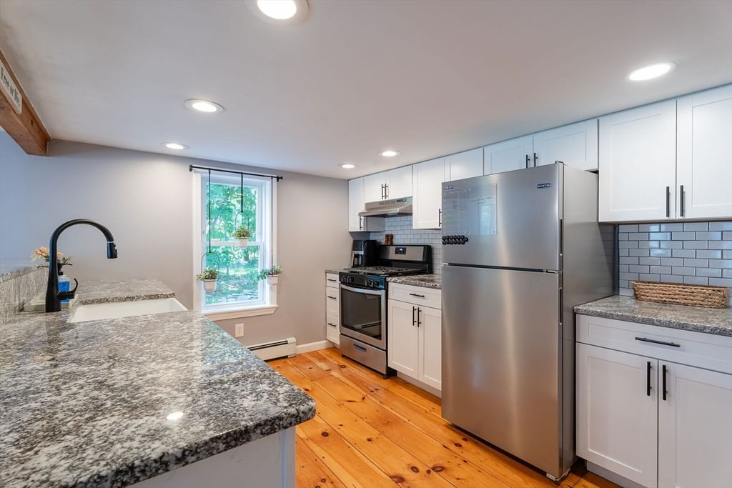 30 Worcester St, Taunton, MA Photo #5