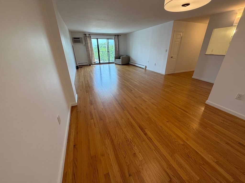 151 Coolidge Ave #404, Watertown, MA Photo #2