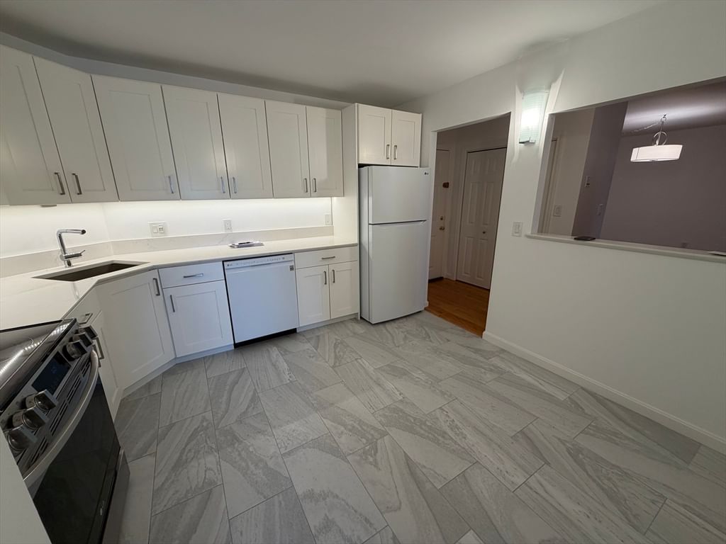 151 Coolidge Ave #404, Watertown, MA Photo #7