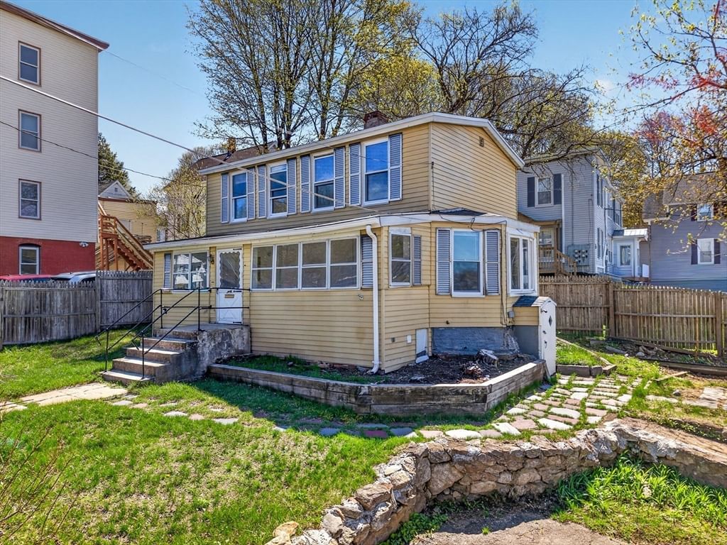 Photo of 40 Moran St, Gardner, MA