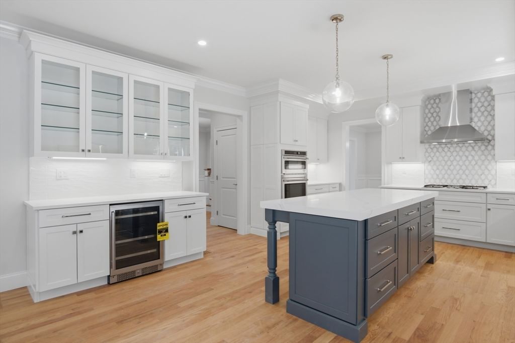 1 Dolores Drive, Burlington, MA, 1 Dolores Drive, Burlington, MA Photo #11