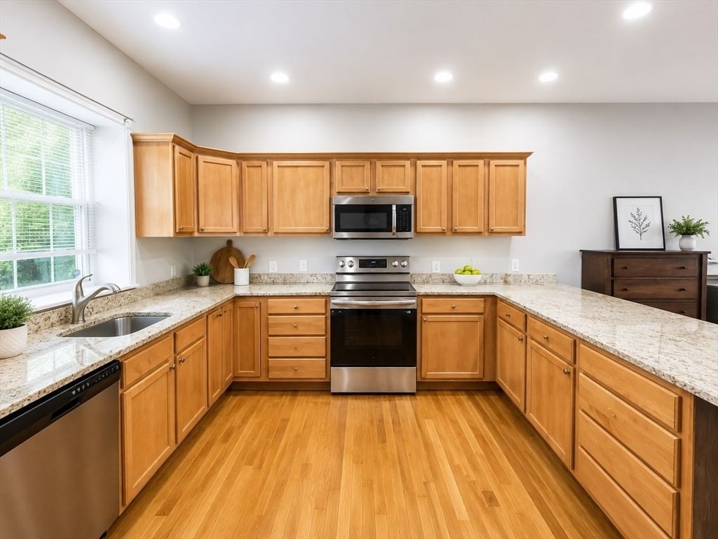 31-33 Ashland St #2, Haverhill, MA, 31-33 Ashland St #2, Haverhill, MA Photo #2