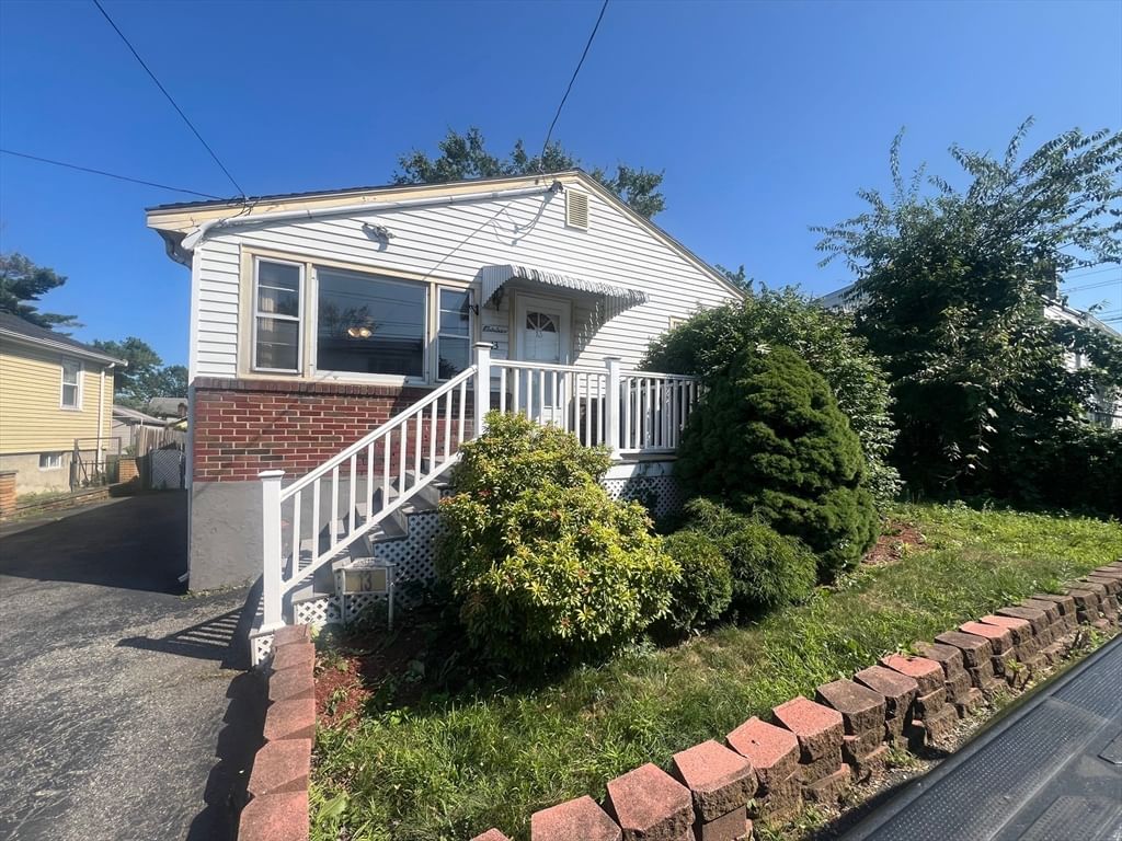 13 Lantern Rd, Revere, MA, 13 Lantern Rd, Revere, MA Photo #3