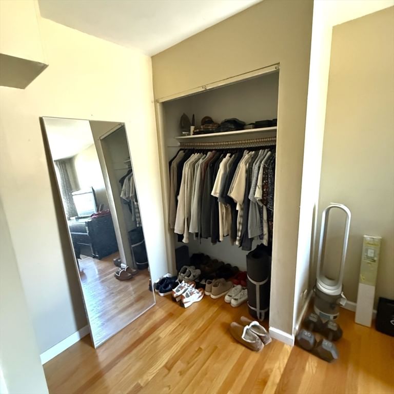 518 East 3rd St #1, Boston, MA Photo #3
