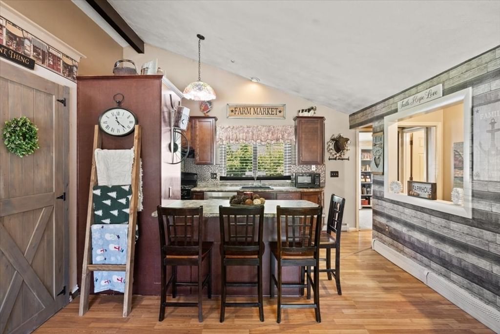 11 Longview Rd, Brockton, MA, 11 Longview Rd, Brockton, MA Photo #2