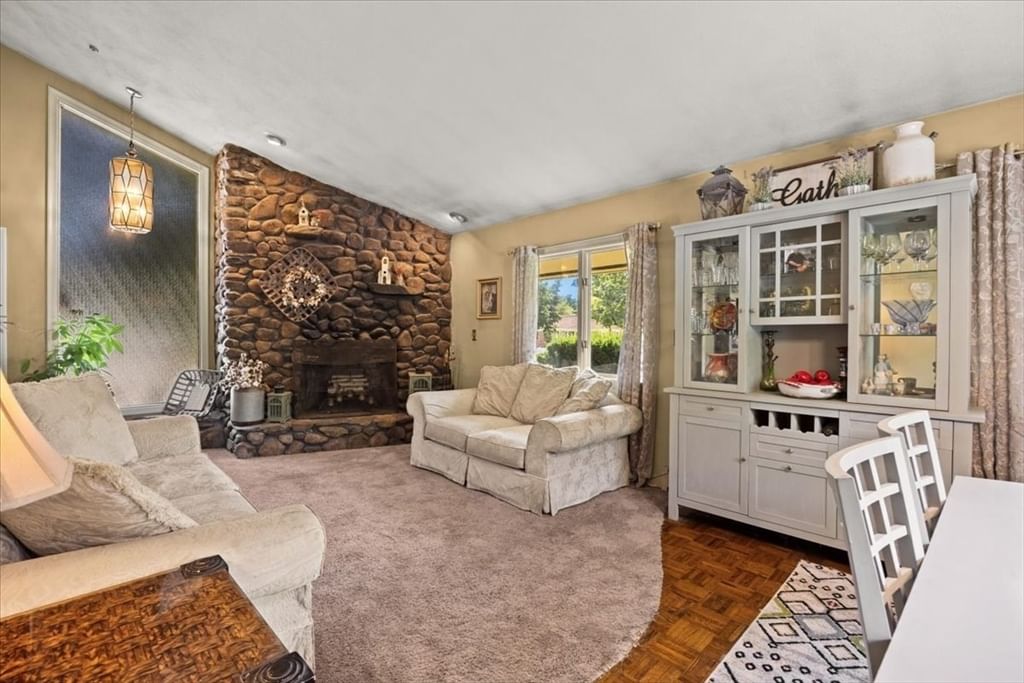 11 Longview Rd, Brockton, MA, 11 Longview Rd, Brockton, MA Photo #4