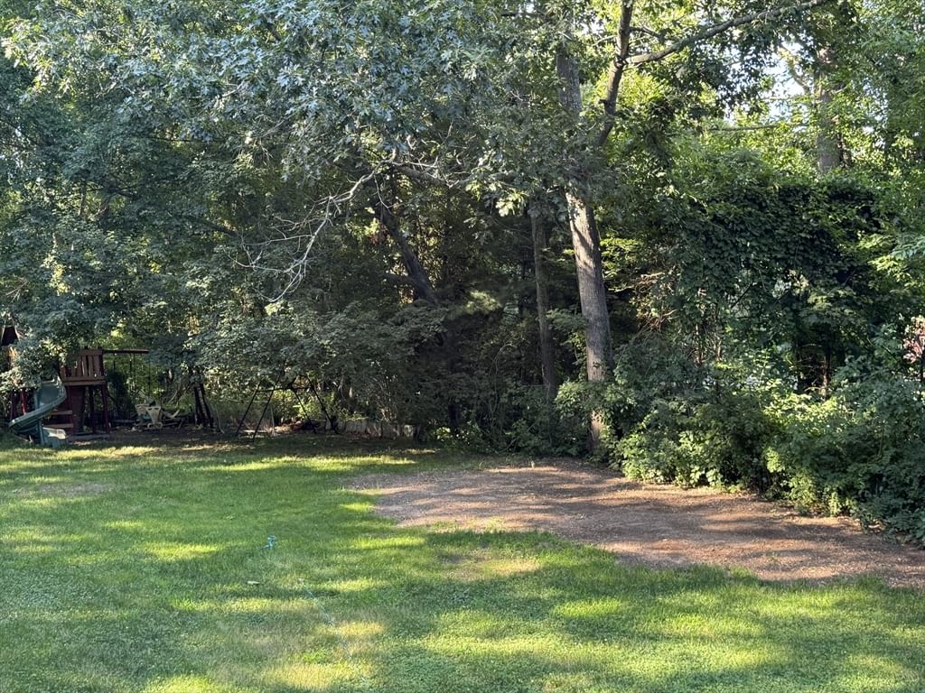 36 Mary Lou Avenue, Westport, MA, 36 Mary Lou Avenue, Westport, MA Photo #38