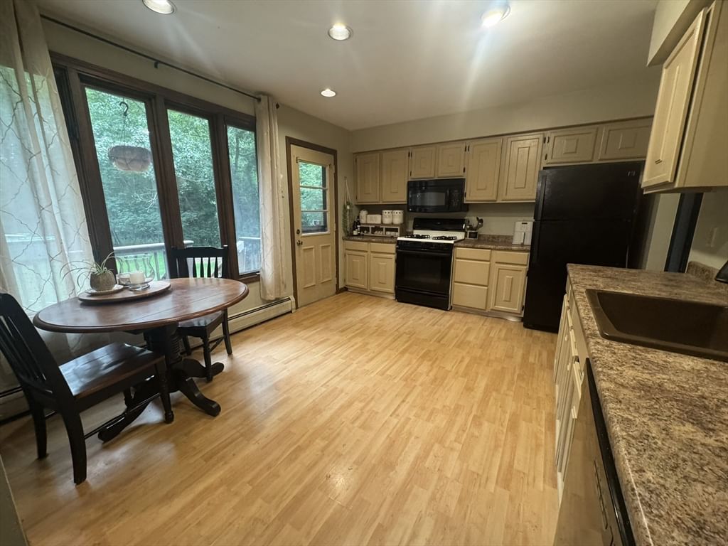 36 Mary Lou Avenue, Westport, MA, 36 Mary Lou Avenue, Westport, MA Photo #7