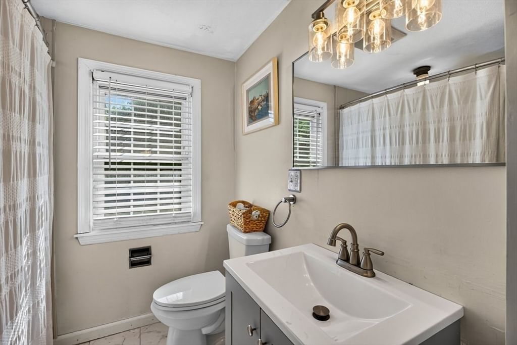 20 Westernview Cir, East Longmeadow, MA Photo #24