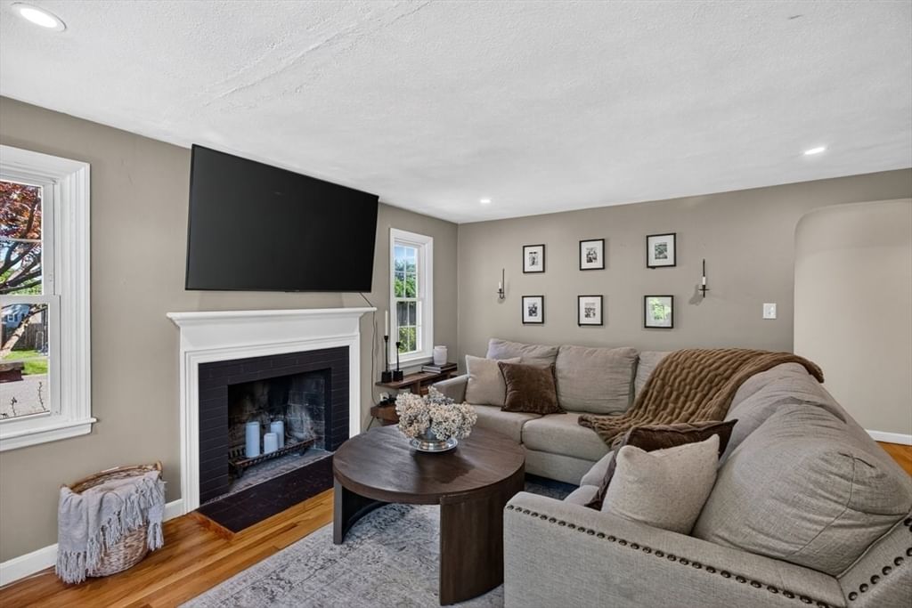 20 Westernview Cir, East Longmeadow, MA Photo #5