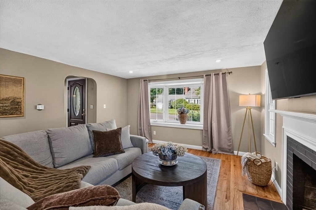 20 Westernview Cir, East Longmeadow, MA Photo #6