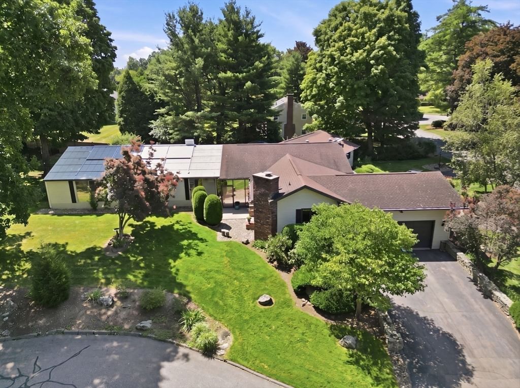 30 Dicsal Ln, Holyoke, MA, 30 Dicsal Ln, Holyoke, MA Photo #40