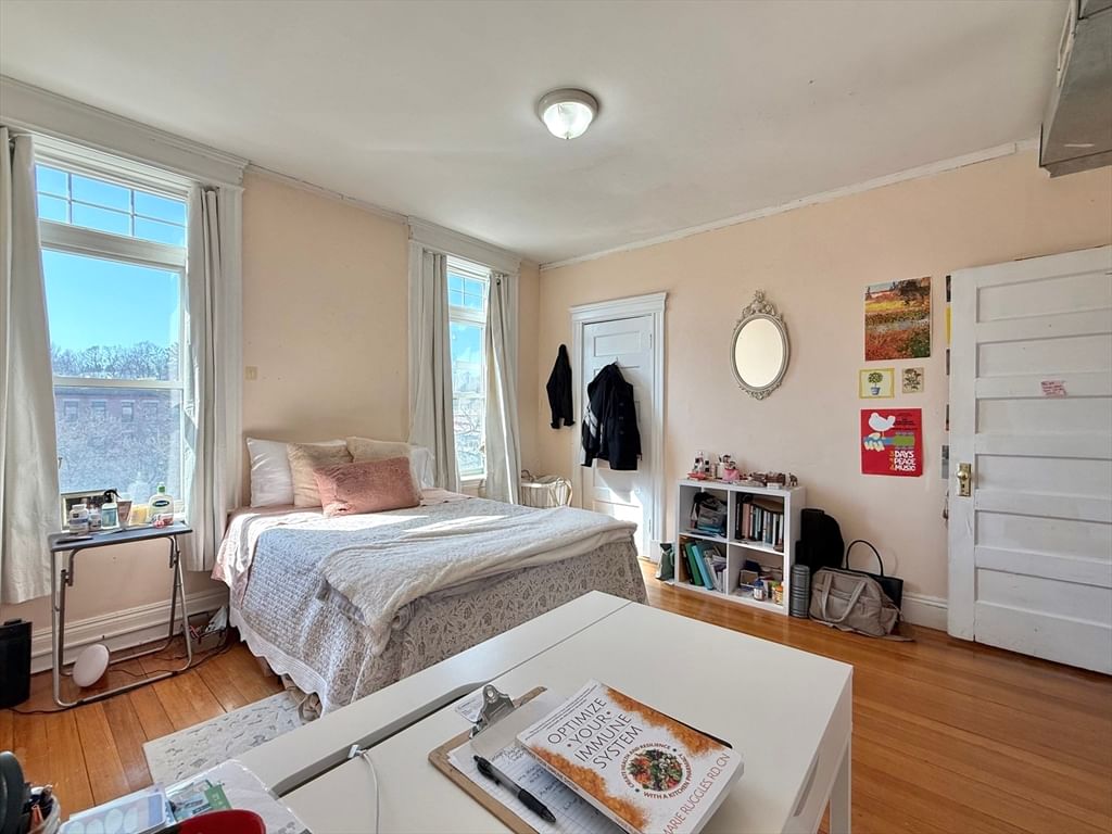 1908 Beacon St #3, Brookline, MA Photo #5