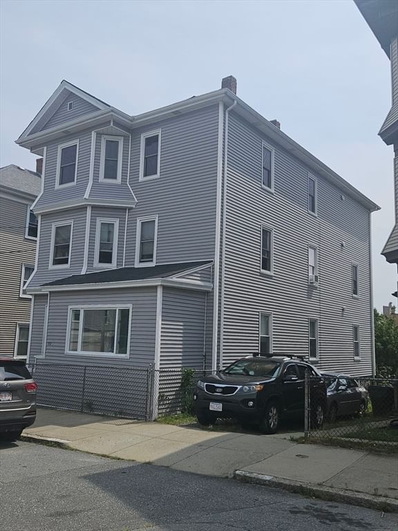 72 Huard St, Fall River, MA, 72 Huard St, Fall River, MA Photo #2