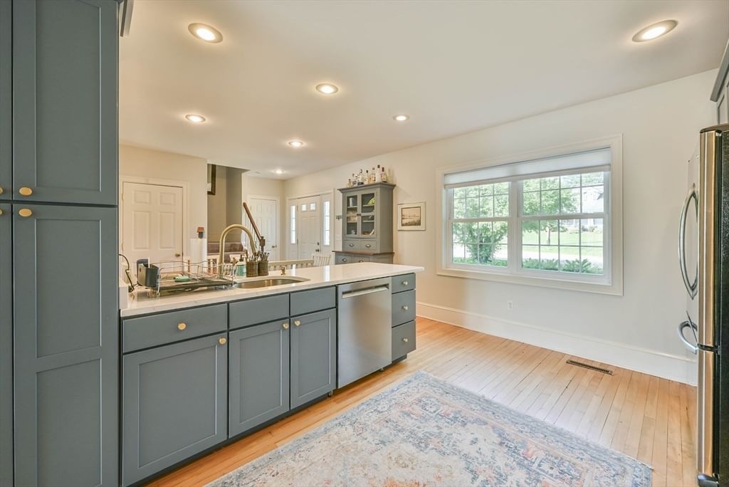 261 Thompson Road, Webster, MA, 261 Thompson Road, Webster, MA Photo #24