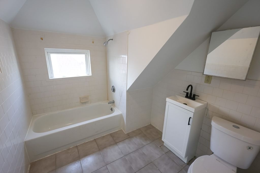 8 Colonial Avenue #3, Boston, MA Photo #8
