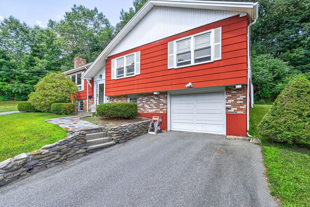 15 Norman Place, Leominster, MA, 15 Norman Place, Leominster, MA Photo #4