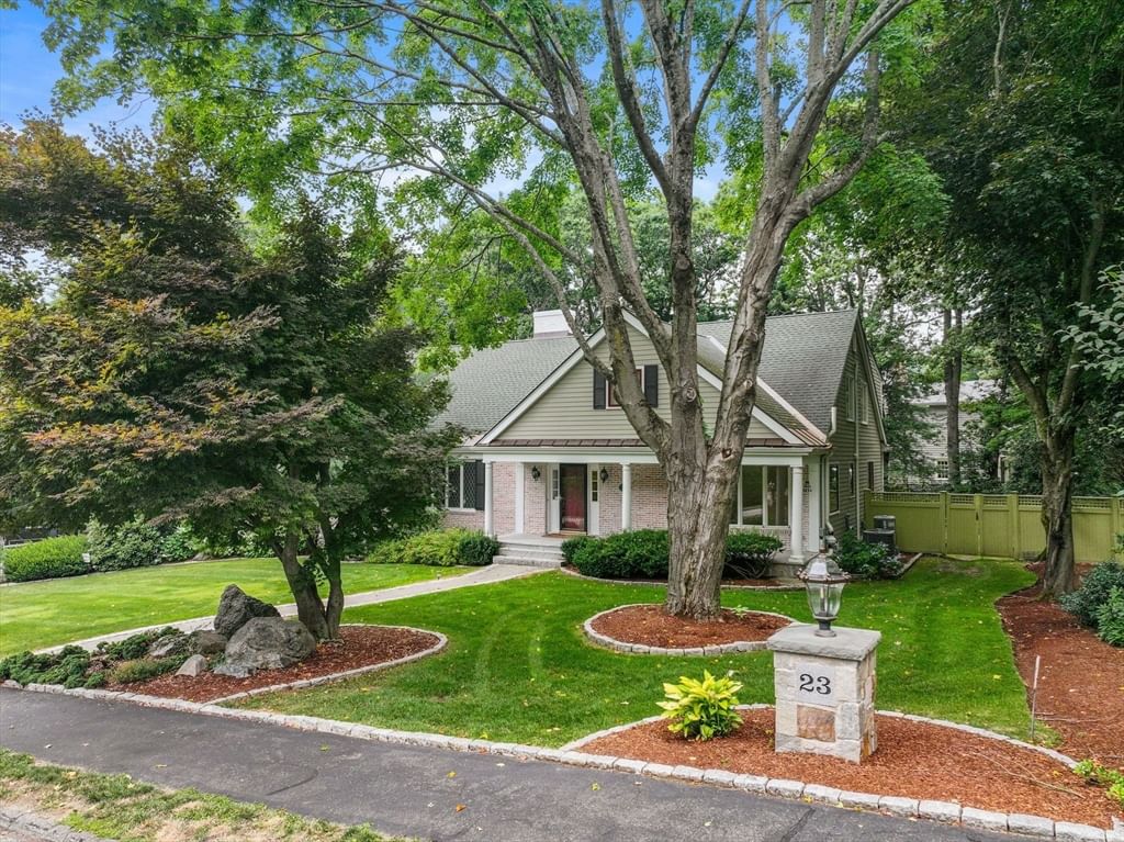 23 Bellevue Rd, Wellesley, MA Photo #2