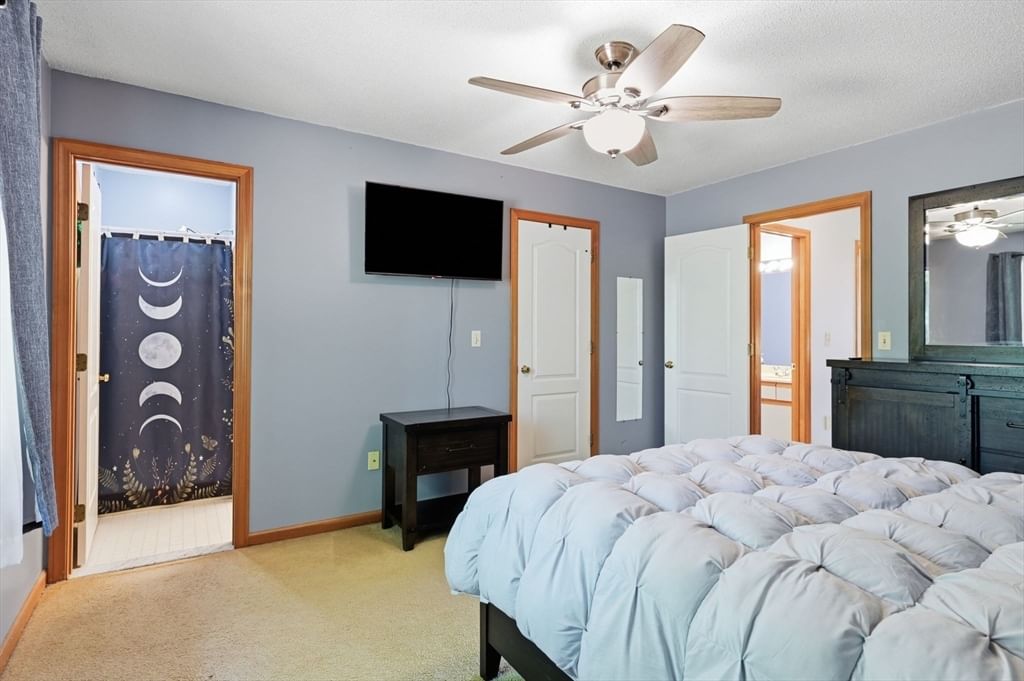 13 Ash Ln #13, Agawam, MA Photo #15