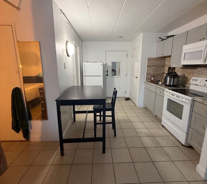 126 Beaver St #53, Framingham, MA, 126 Beaver St #53, Framingham, MA Photo #4