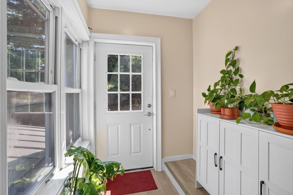 22 Fruit St, Leominster, MA Photo #16