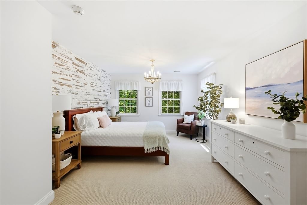 106 Valley Rd, Southampton, MA Photo #32