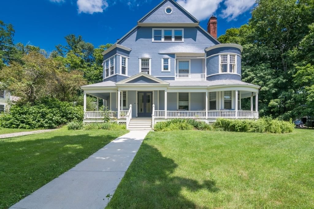 10 N Main St #5E, Williamsburg, MA Photo #1