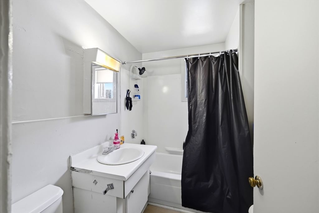 109 Grover St, Springfield, MA, 109 Grover St, Springfield, MA Photo #19