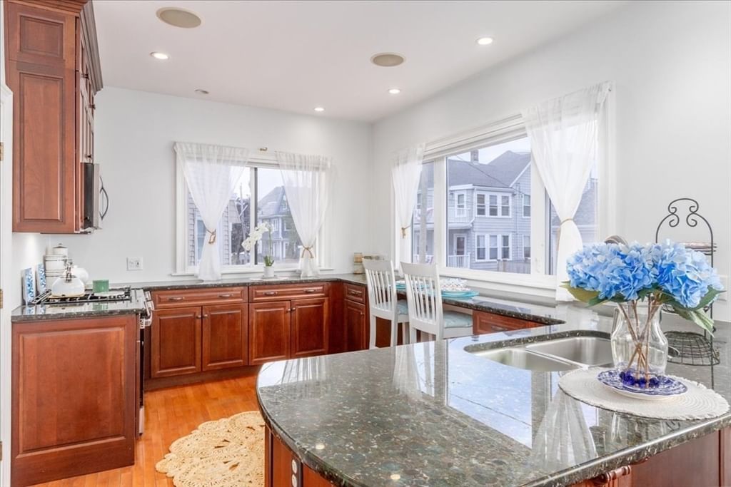 25 Winthrop Shore Drive #1, Winthrop, MA, 25 Winthrop Shore Drive #1, Winthrop, MA Photo #9