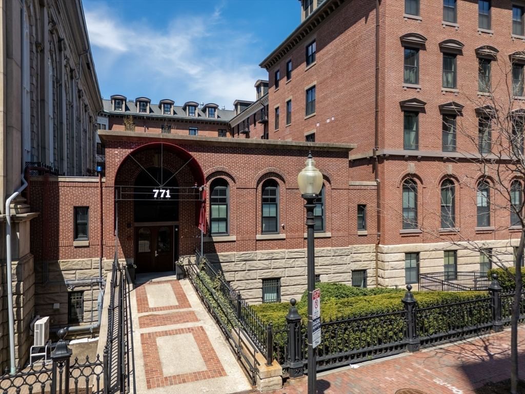771 Harrison Ave #PH12, Boston, MA Photo #16