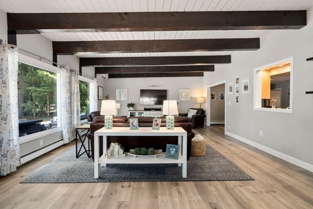 6 Wentworth Rd, Canton, MA Photo #14