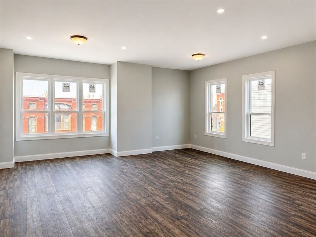760-770 Washington St #404, Stoughton, MA Photo #5