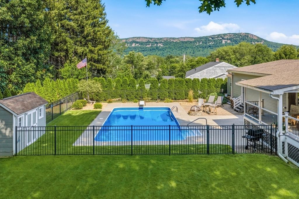 6 W Park Dr, Easthampton, MA, 6 W Park Dr, Easthampton, MA Photo #38