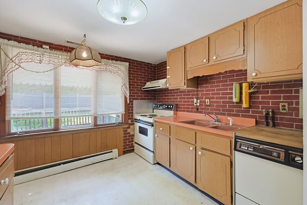 258 Walnut St, Braintree, MA Photo #15