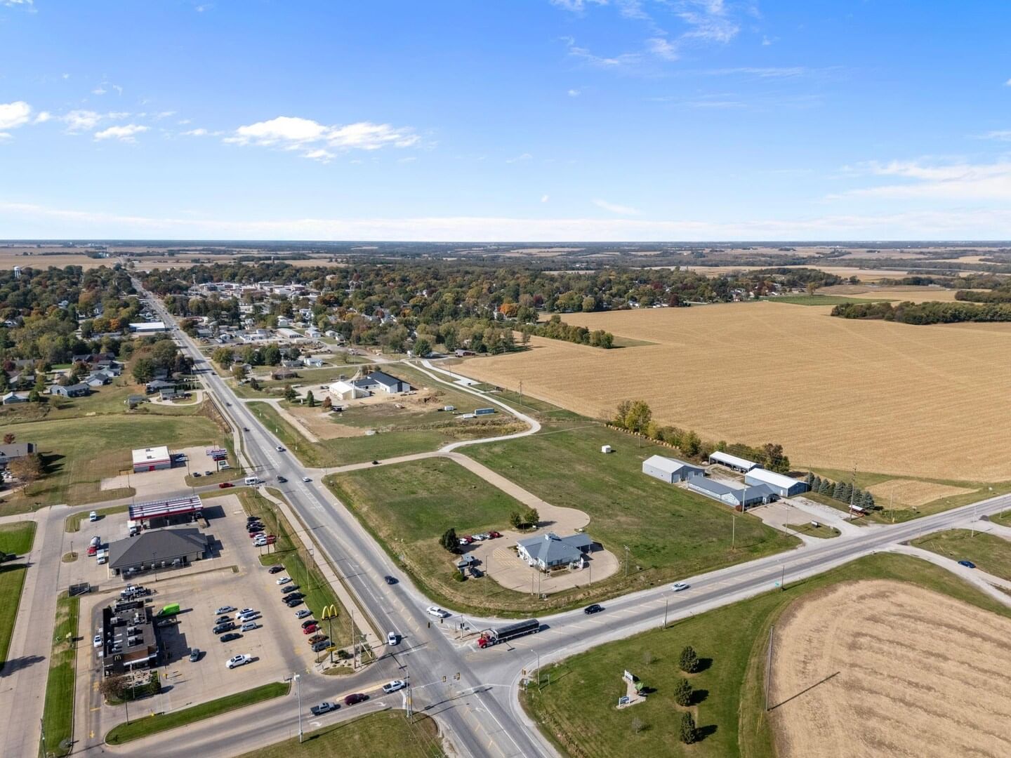 Lot 7 13th Avenue Court, Aledo, IL 61231 — bedrooms view
