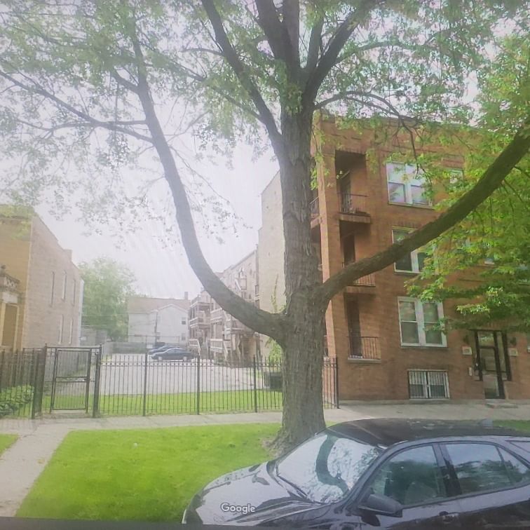 6800 S Dante Avenue #P-14, Chicago, IL 60637 — exterior front view
