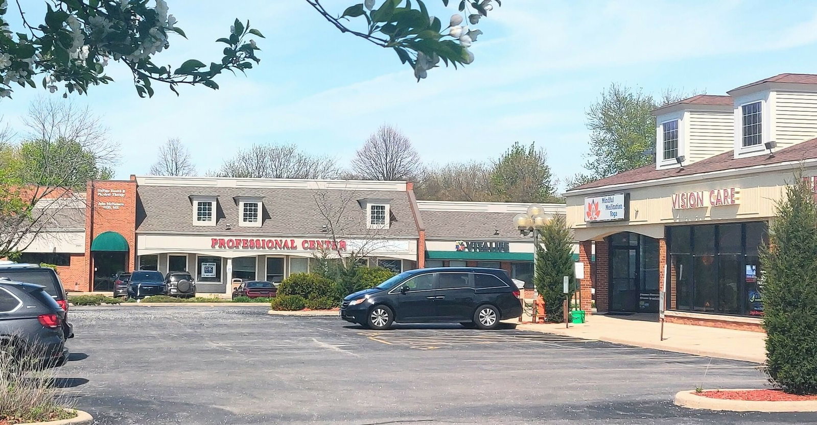 1795 S Washington Street #108, Naperville, IL 60565 — exterior view