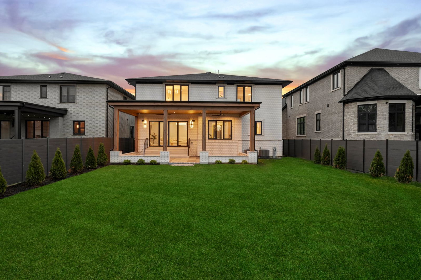1914 Lee Street, Des Plaines, IL 60018 — exterior view