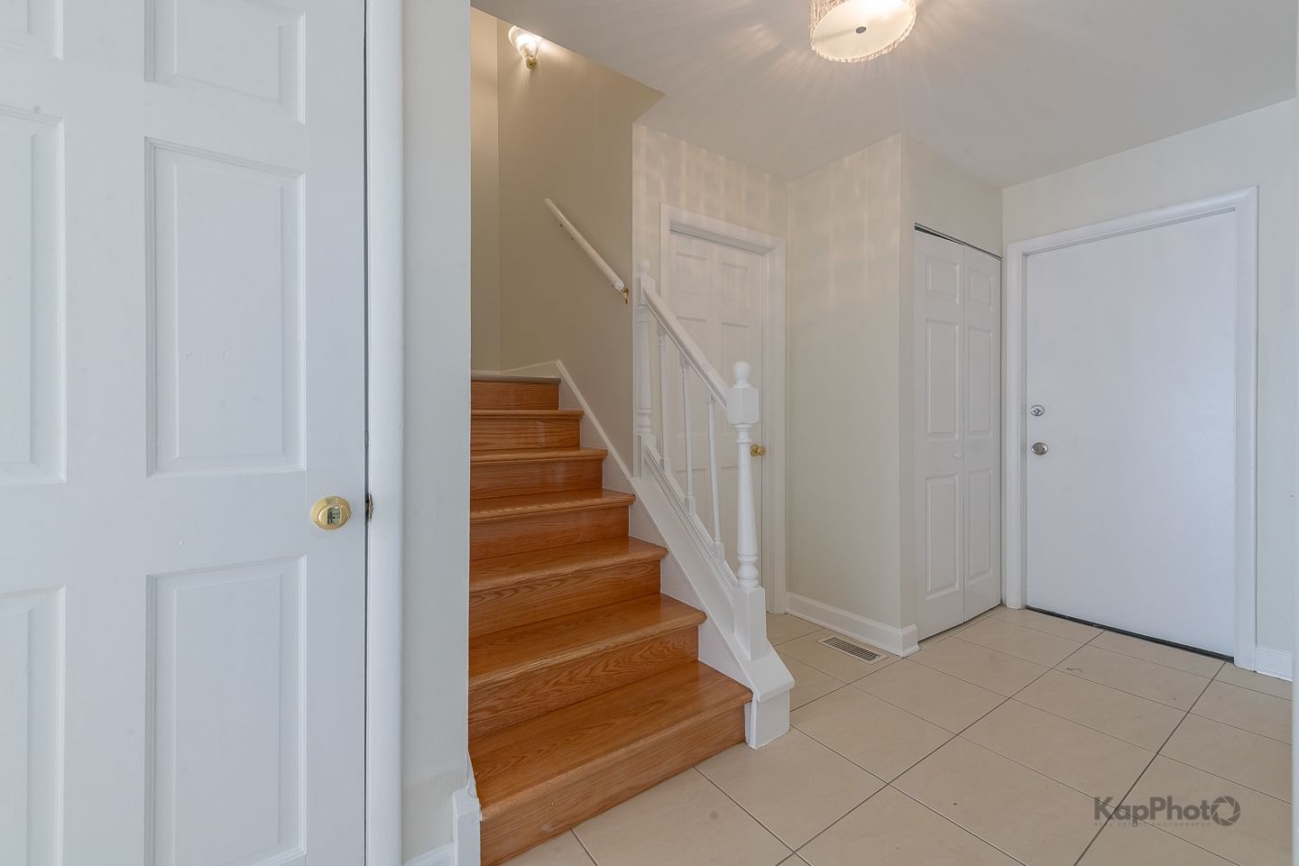 Listing photograph 11 of 713 Mariner