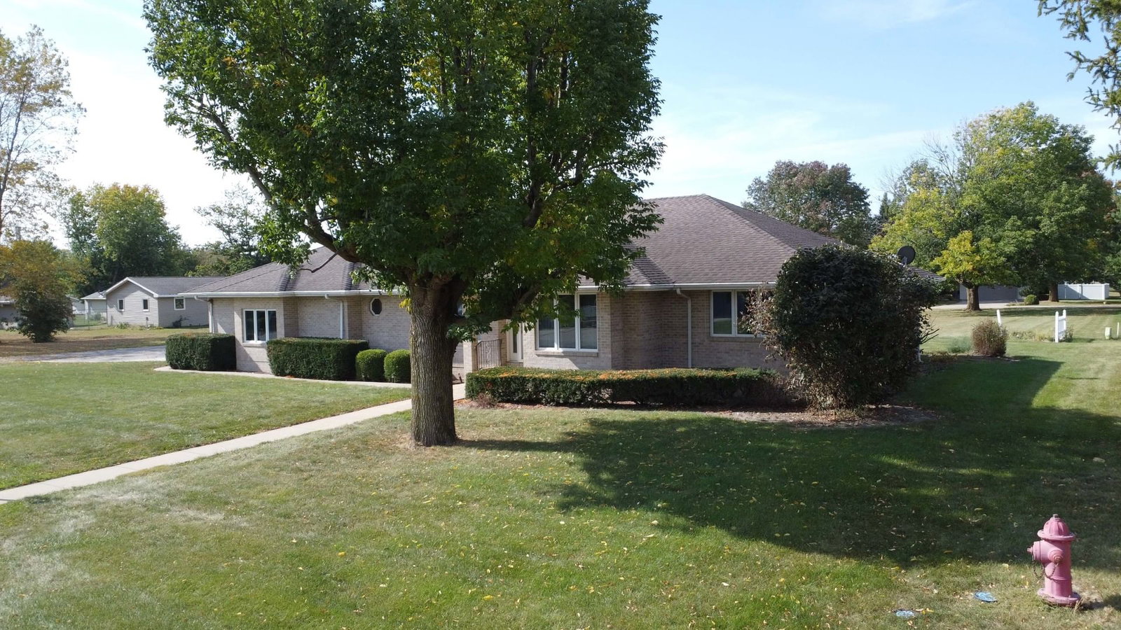 601 N Church Street, Crescent City, IL 60928 — exterior view