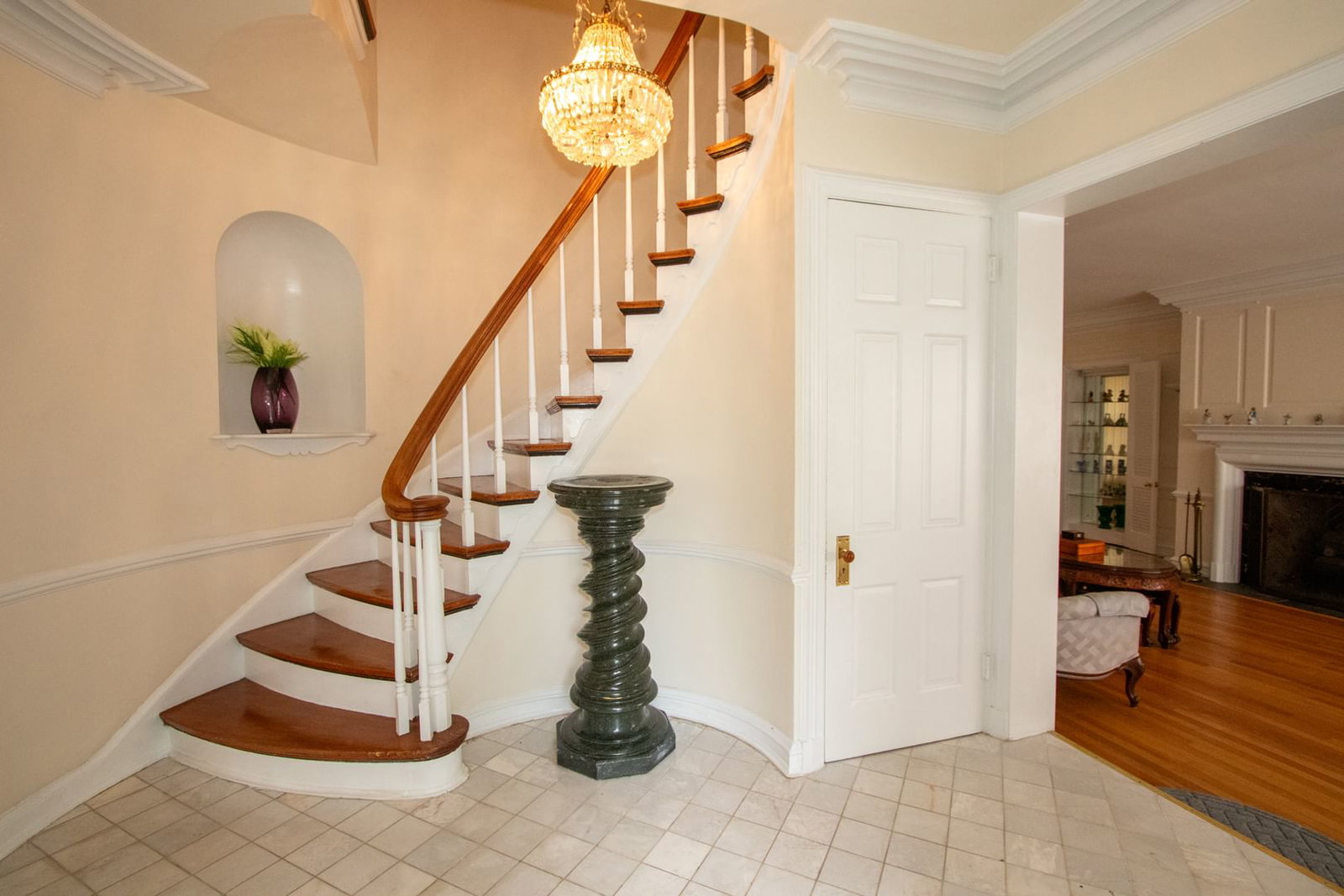 1402 Lathrop Avenue, River Forest, IL 60305 — exterior view