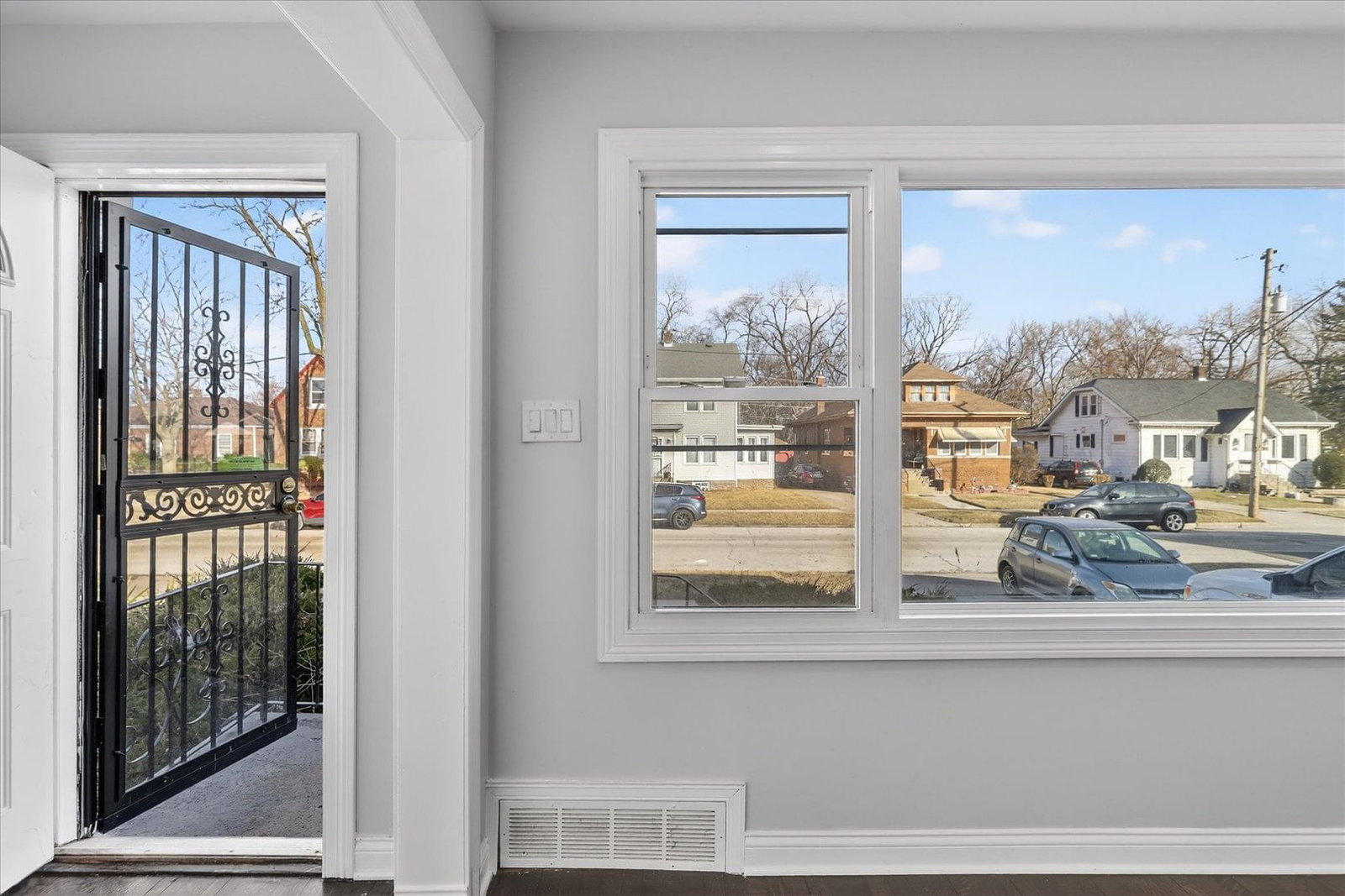 13812 Kanawha Avenue, Dolton, IL 60419 — exterior view