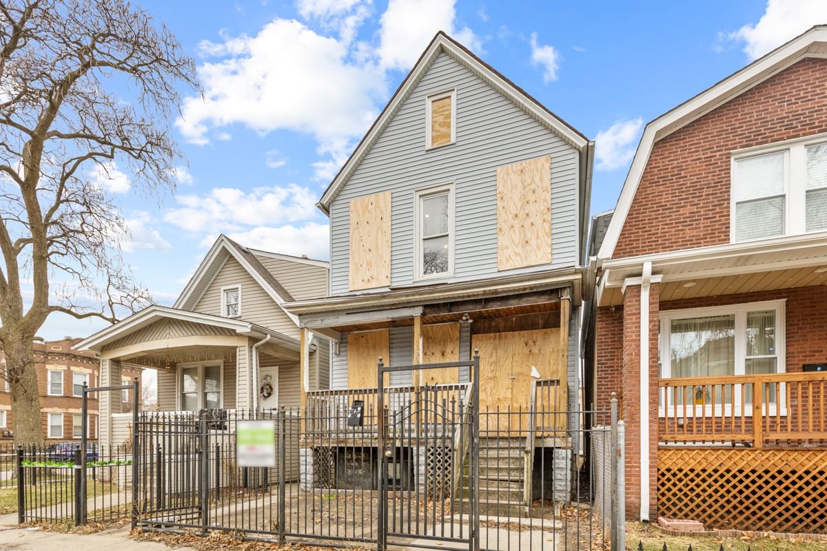 7356 S Champlain Avenue, Chicago, IL 60619 — exterior view