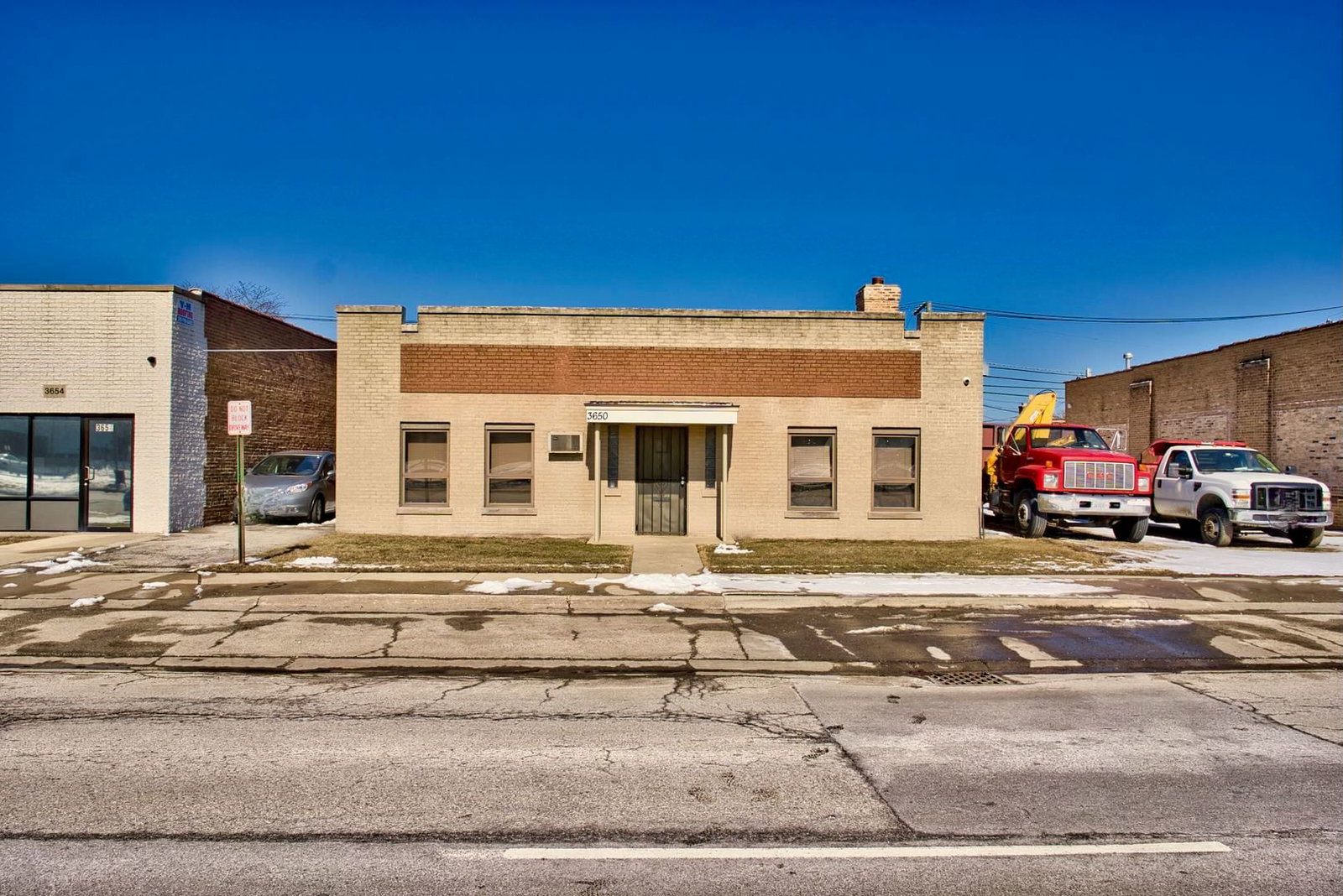 3650 Oakton Street, Skokie, IL 60076 — all view